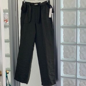 Coldwater Creek natural fit pants, army dark green